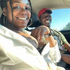 Meet your Posher, Ebony